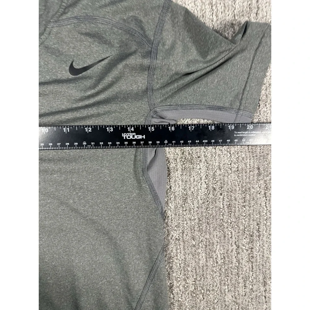 Nike product pair
